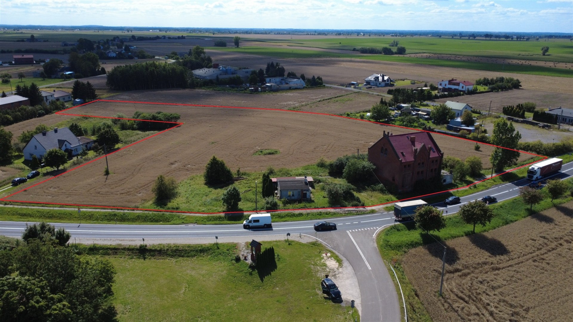 Działka na sprzedaż