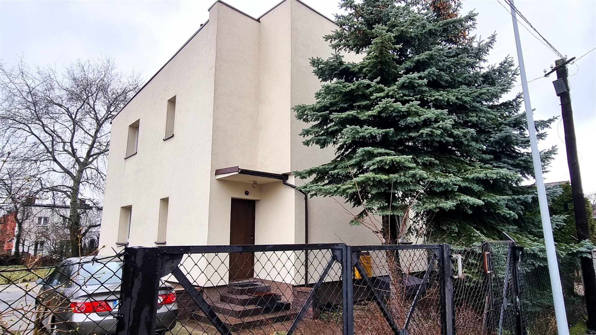 Dom na sprzedaż